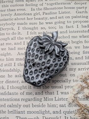Torino Silvertone Strawberry Brooch Trinket Box.